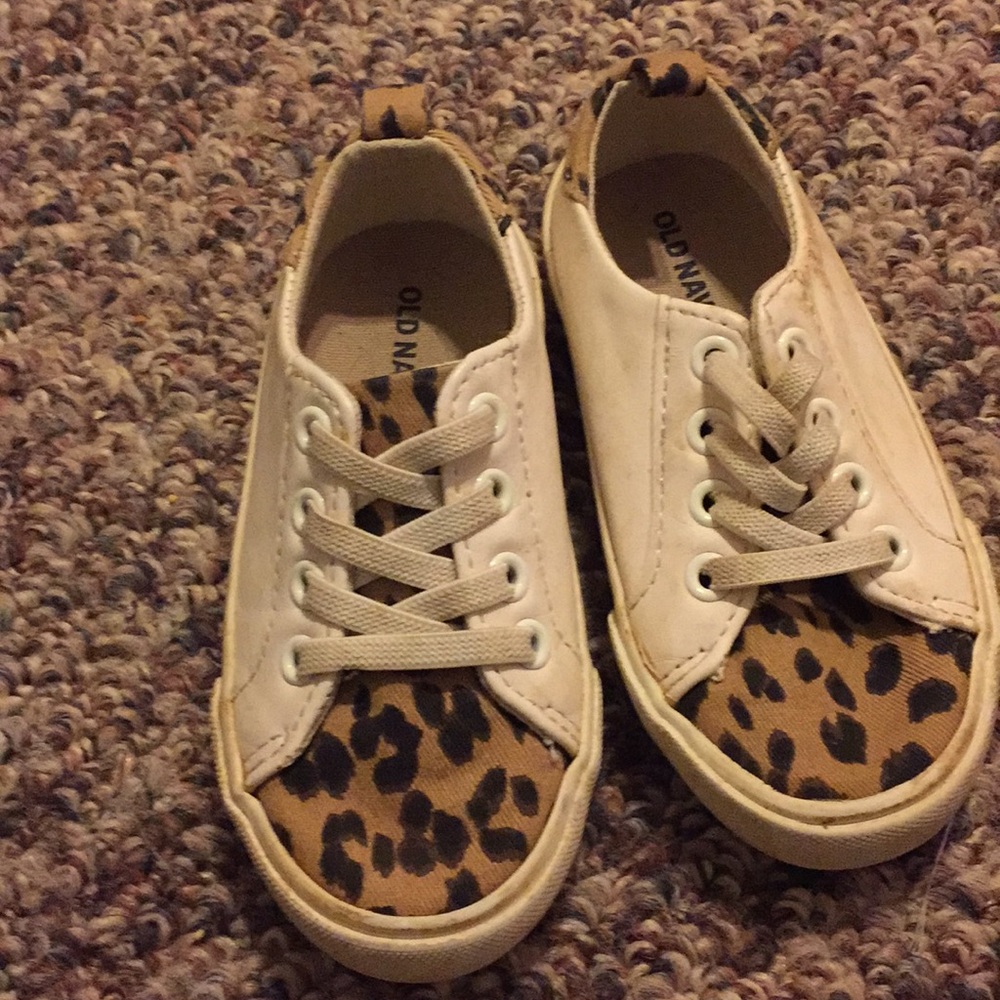 Old Navy toddler girls sneakers